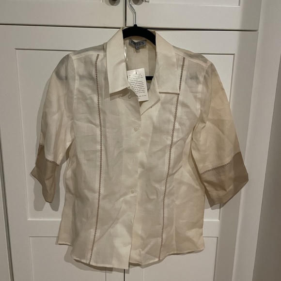 Kriss Tops - NWT 100% Linen Swedish Top, Brand "Kriss," US Size 10, Swedish size 40